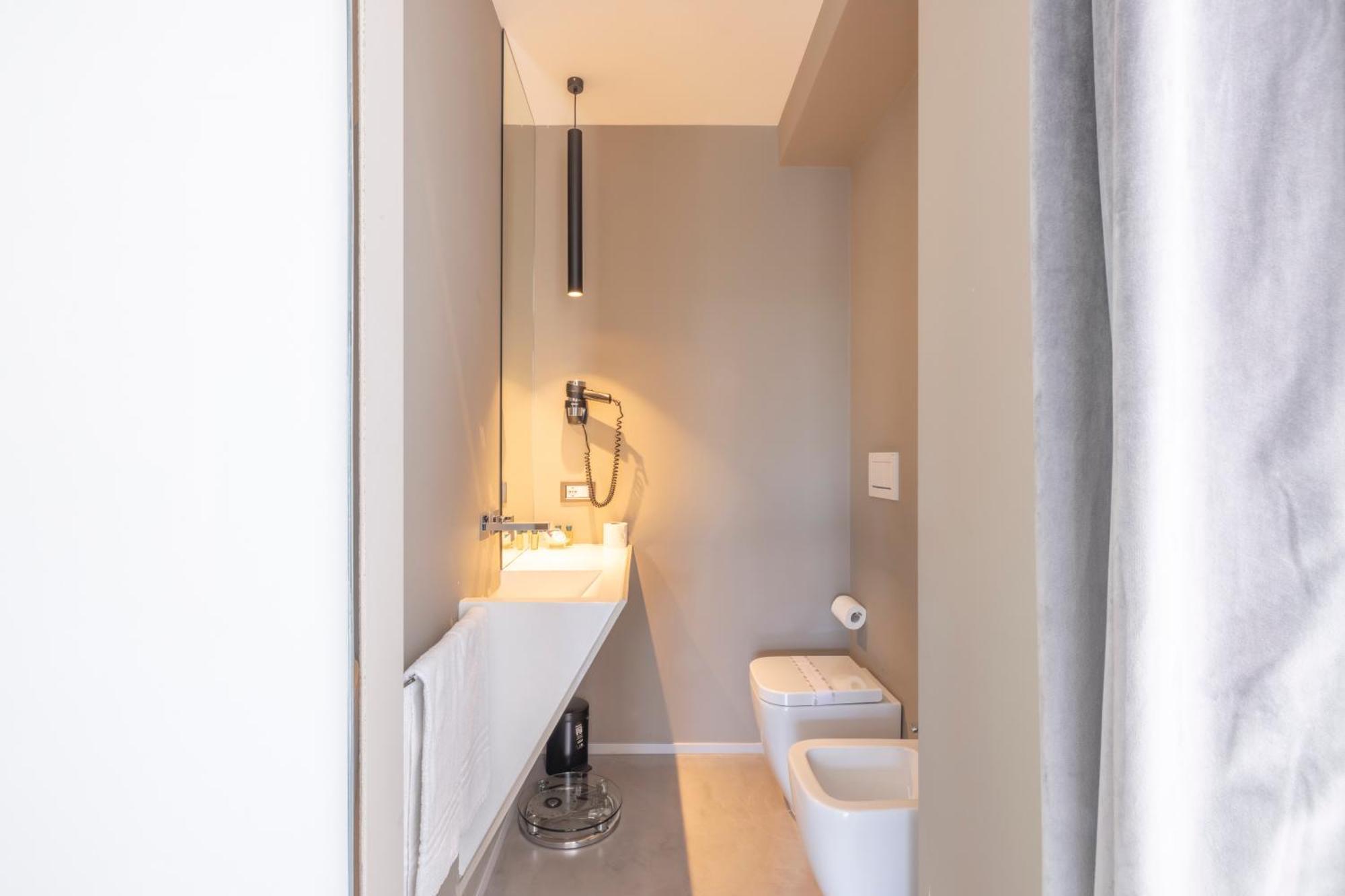 Bed and Breakfast Milestone (Adults Only) Куарту-Сант'Элена Экстерьер фото